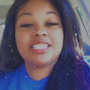 Meet your Posher, Daisha